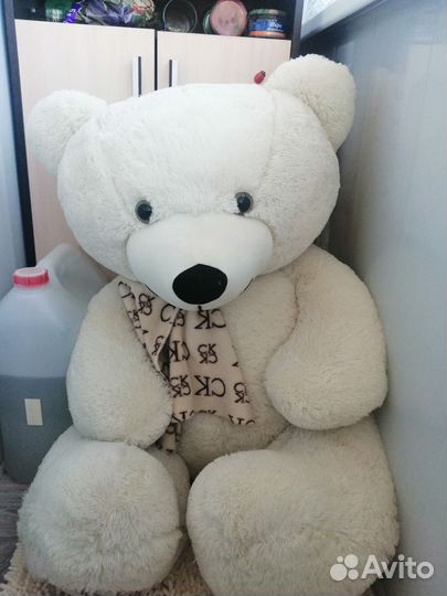 Плюшевый медведь