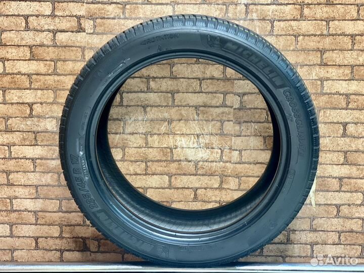 Michelin CrossClimate 225/45 R17