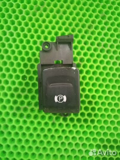 Кнопка стояночного тормоза Audi A8 D3 S8