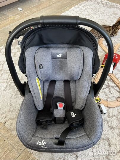 Автокресло люлька Joie i-Level + база i-Size