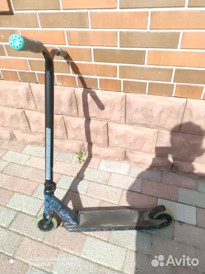 Самокат трюковой