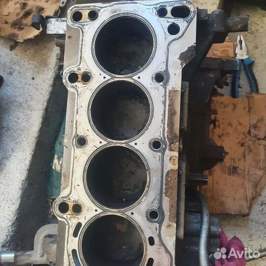 Блок цилиндров мазда 3 bk 1.6 z6 zy