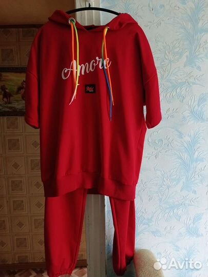 Костюм спортивный