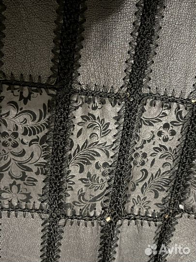 Жилетка кожаная женская