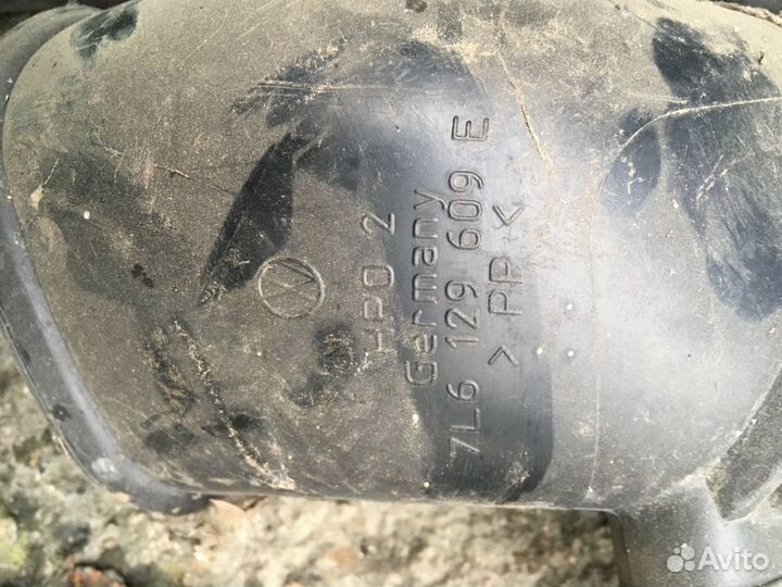 Volkswagen Touareg воздуховод на воздушный фильтр