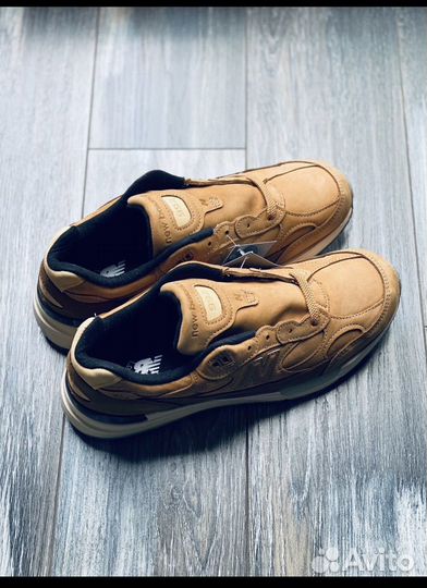 Кроссовки new balance 992