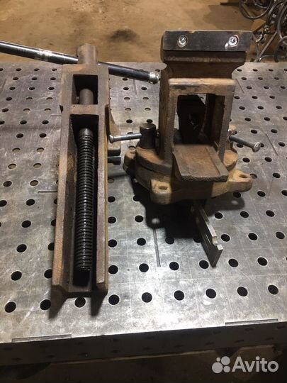 Тиски слесарные СССР бу