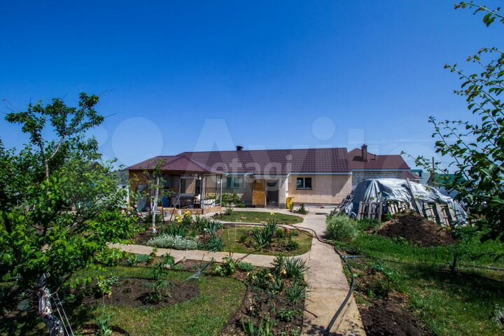 Дом 114 м² на участке 18,5 сот.