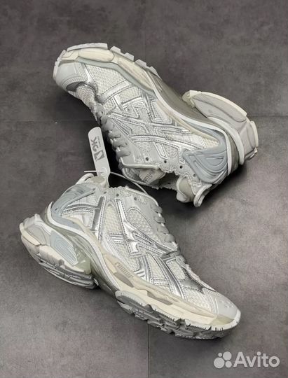 Balenciaga Runner