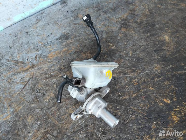 Главный тормозной цилиндр Citroen C4 LC 2006