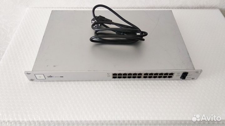 Ubiquiti Unifi switch 24 500W US-24-500w