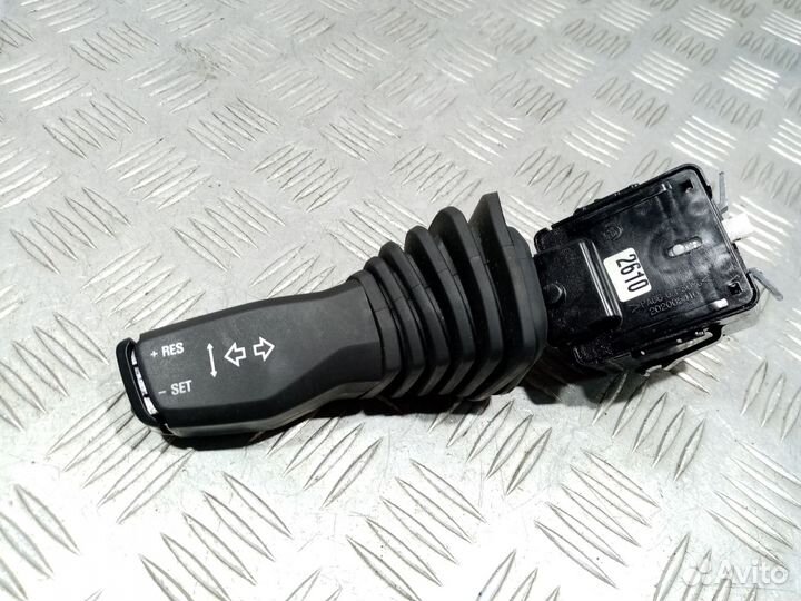 Б/У Переключатель поворотов подрулевой#001