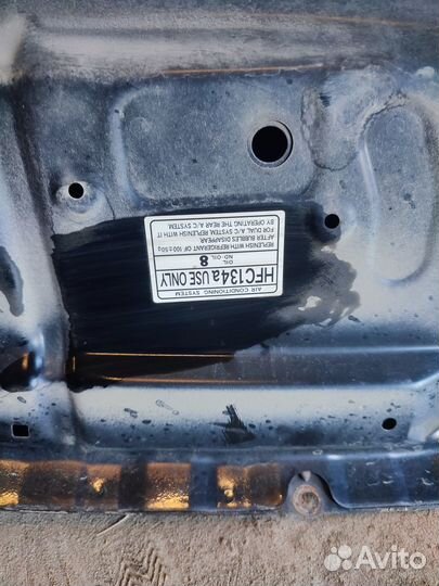 Капот на Toyota Camry 50