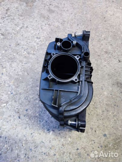 Впускной коллектор Porsche Cayenne 957 4.8 Turbo