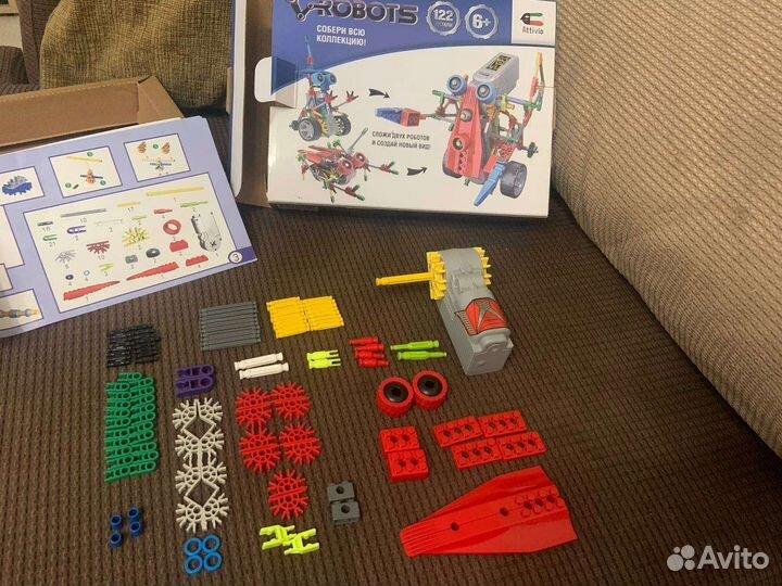 Игрушка робот