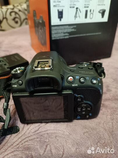 Цифровой зеркальный фотоаппарат Sony Alpha SLT-A58