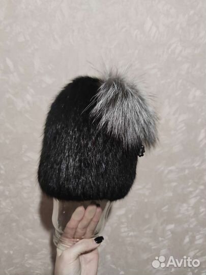 Шапка норковая женская черная