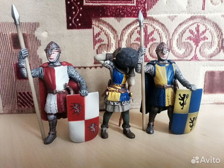 Комплект солдатики коллекционные Schleich