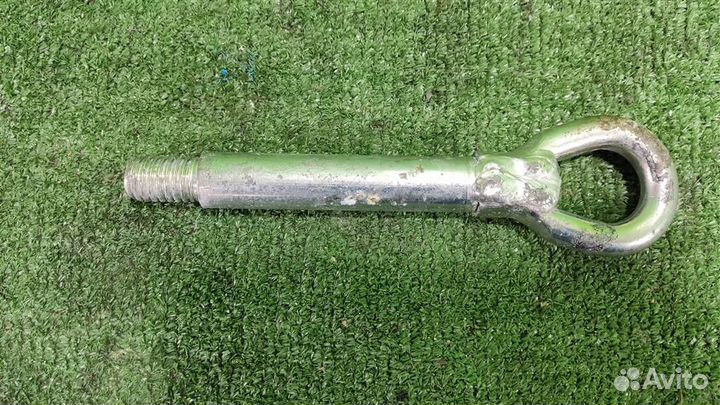 Крюк буксировочный Opel Astra J 2010