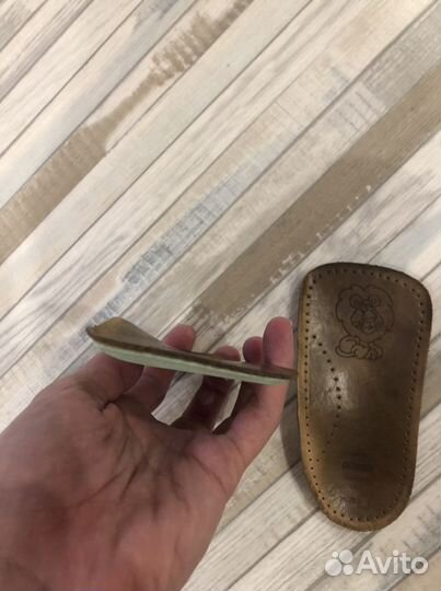 Кожаные ортопедические стельки