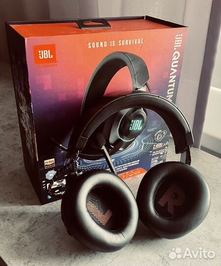 Наушники JBL quantum 800