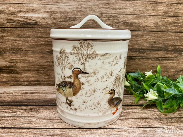 Банка для сыпучих продуктов 