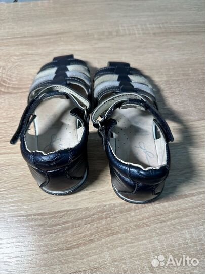 Босоножки кожаные на девочку котофей 29