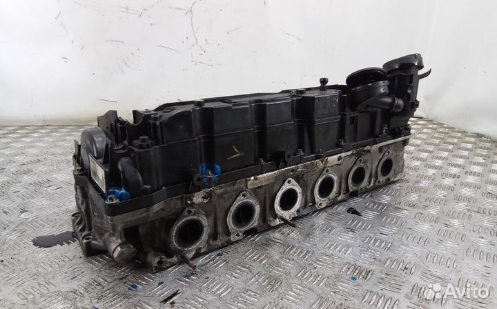 Головка блока цилиндров BMW 5-Series