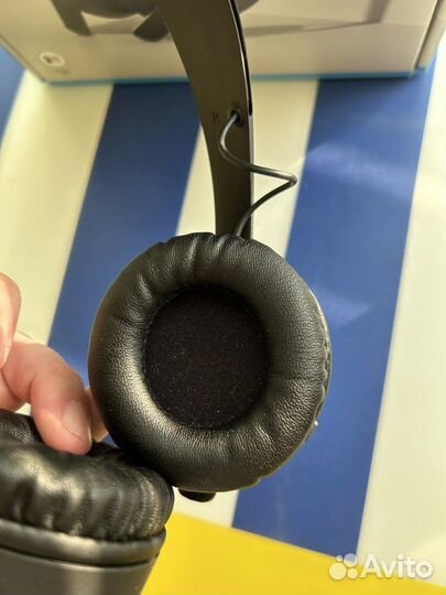 Беспроводные наушники Sennheiser HD 250BT