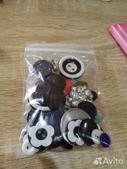 Пуговицы для рукоделия