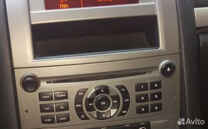 Магнитола на Пежо 407