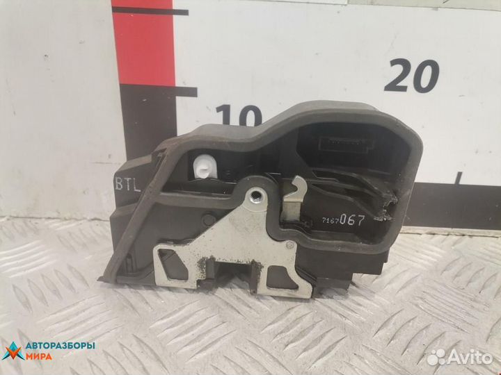 Замок двери передней левой BMW X3 E83 2005