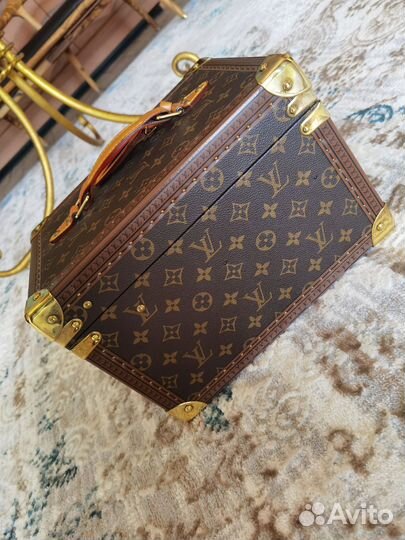 Бьюти-кейс Louis Vuitton оригинал