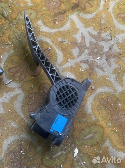 Электро-педаль газа Kalina