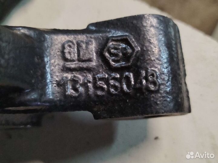 Кулак поворотный (цапфа) Опель