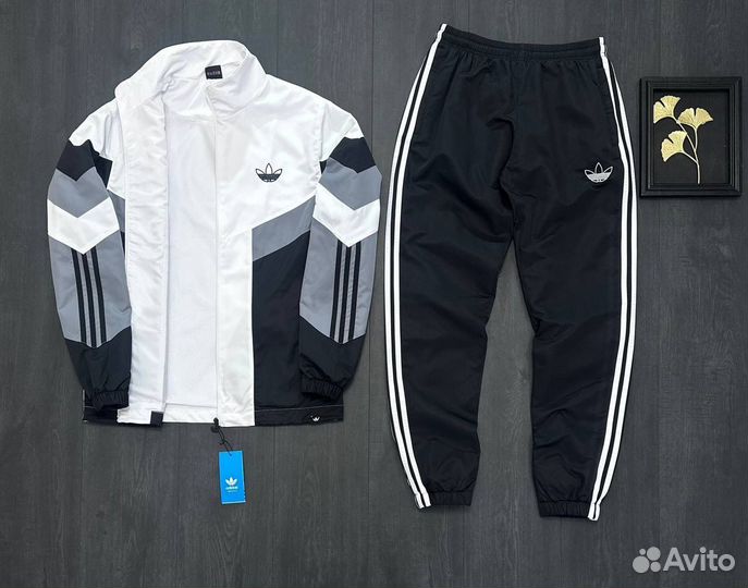 Спортивный костюм Adidas в стиле 90-ых