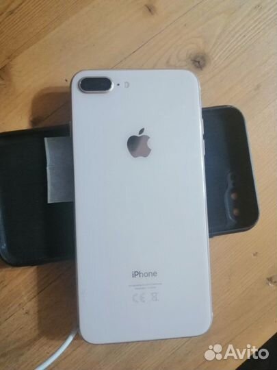 iPhone 8 Plus, 64 ГБ