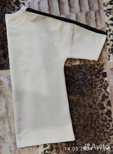 Спортивный костюм женский