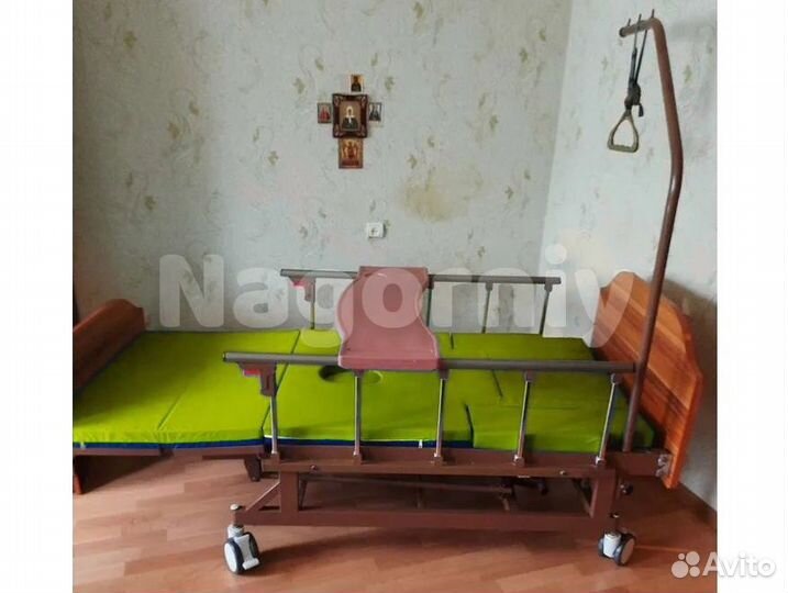 Медицинская кровать для лежачих больных Universal+