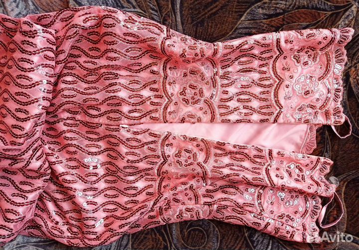 Платье с пайетками