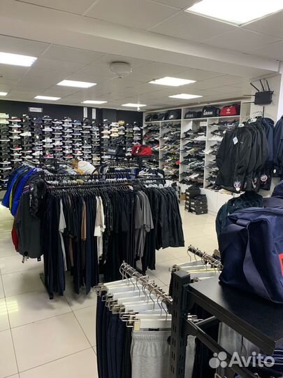 Продавец консультант в магазин мужской одежды