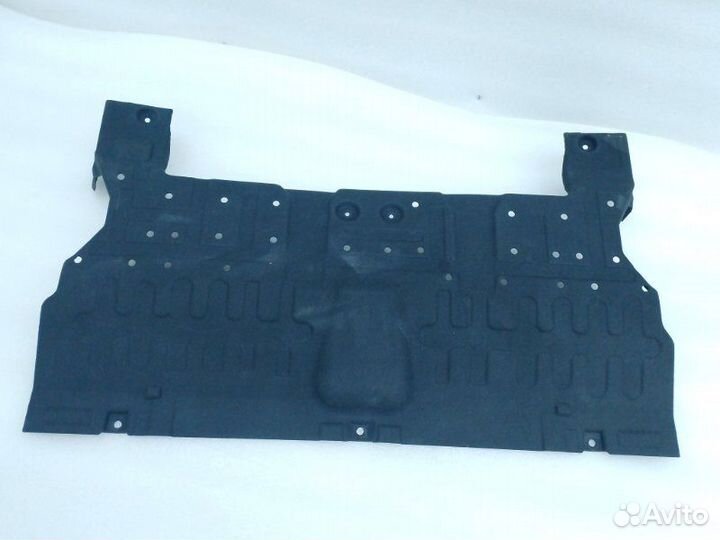 Б/У Защита двигателя Состояние отличное, оригинал