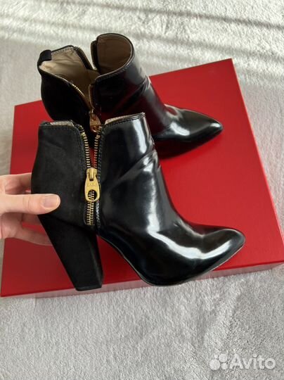 Ботильоны Zara