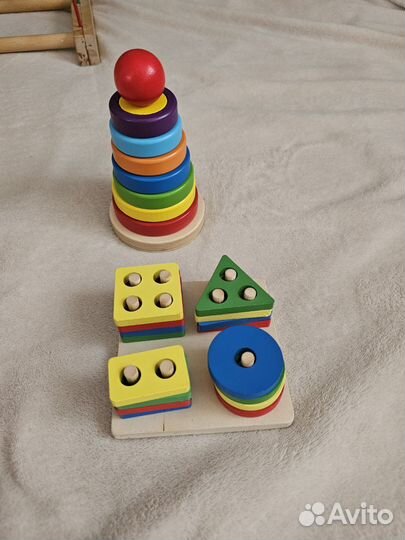 Развивающие игрушки для малышей