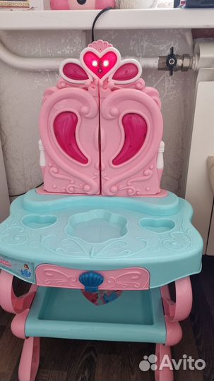 Детский туалетный столик для девочки