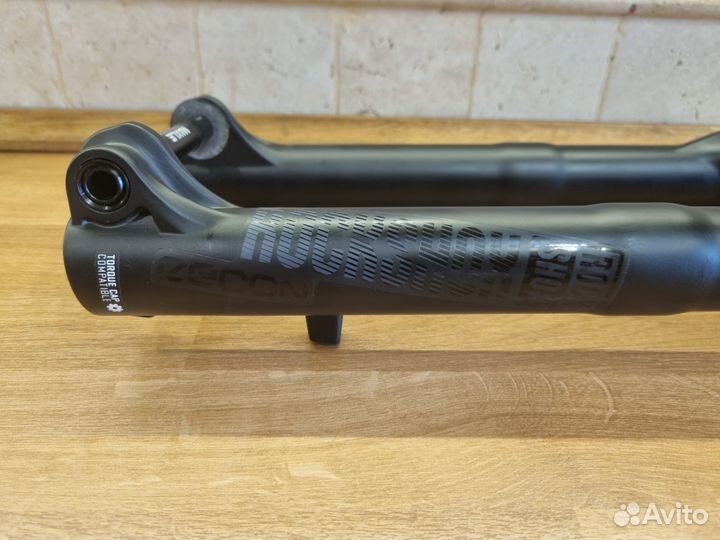 Вилка rock shox recon 27,5 boost