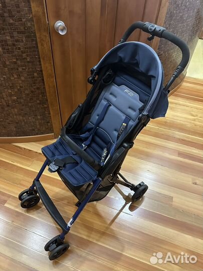 Продам японскую коляску Combi F2Plus