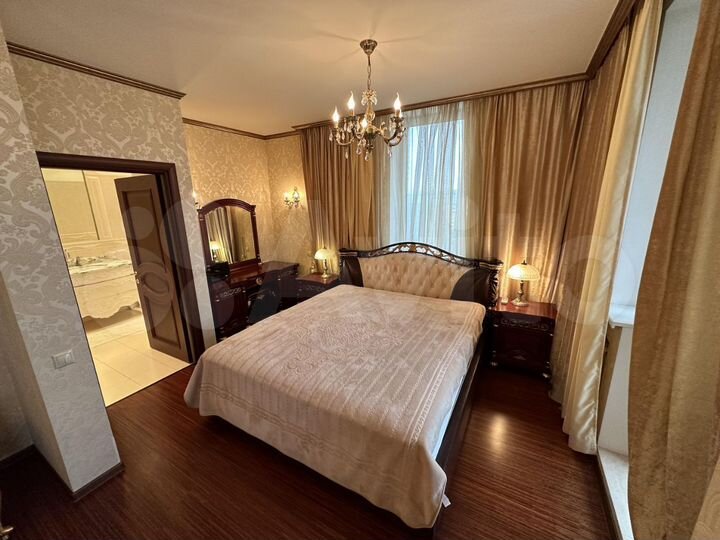 3-к. квартира, 130 м², 16/24 эт.