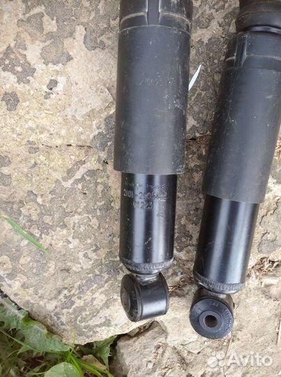 Стойки задние ваз 2101