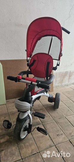 Детский велосипед с ручкой